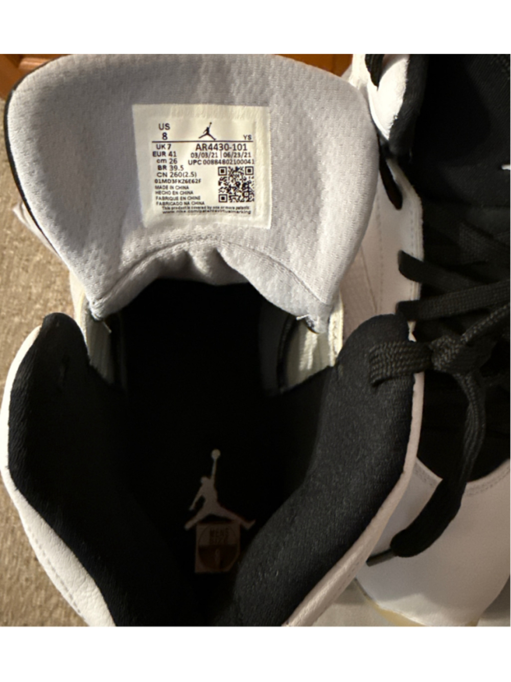 Men's Nike Jordan Lift Off Basketball Shoes - Picture 4 of 5